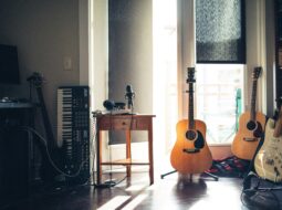 the-soundtrack-of-life-exploring-how-music-connects-memory-and-emotion
